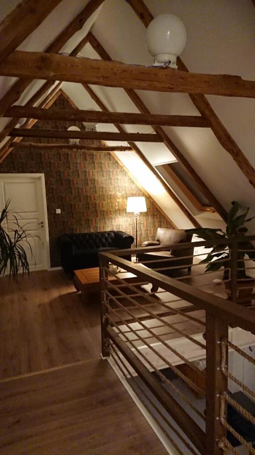 Garden Mellan Slotten Svarte 外观 照片