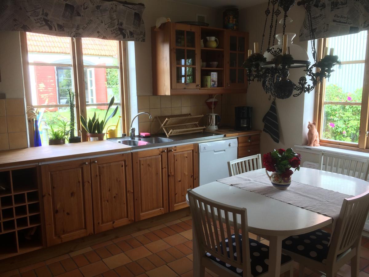 Garden Mellan Slotten Svarte 外观 照片