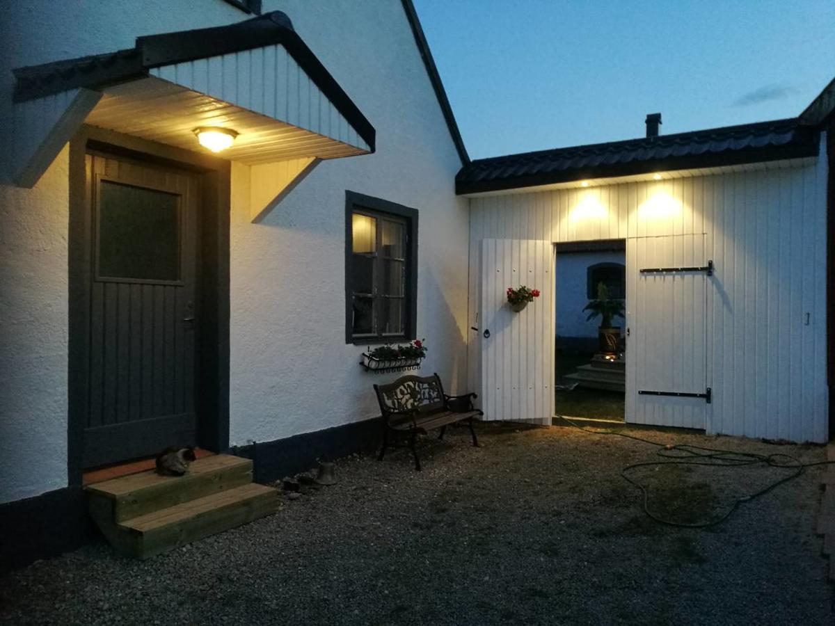 Garden Mellan Slotten Svarte 外观 照片