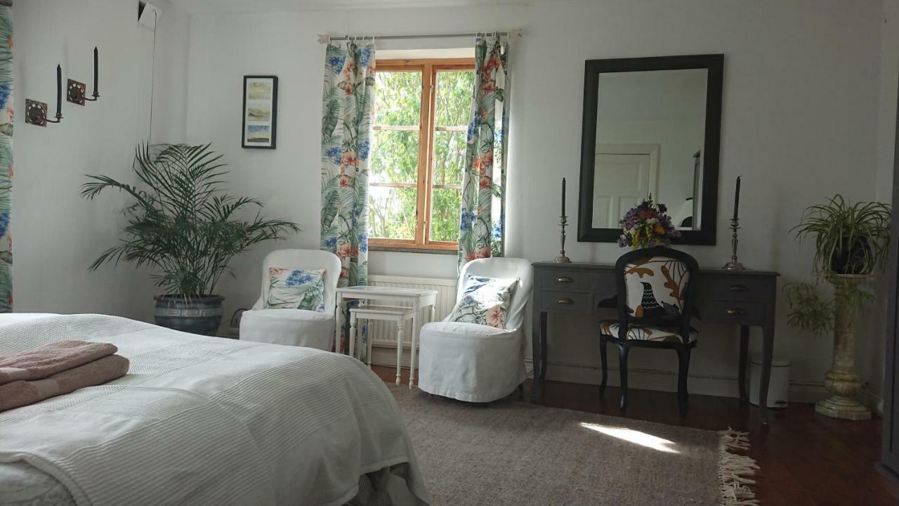 Garden Mellan Slotten Svarte 外观 照片