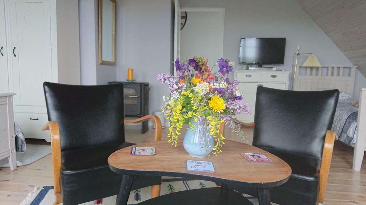 Garden Mellan Slotten Svarte 外观 照片