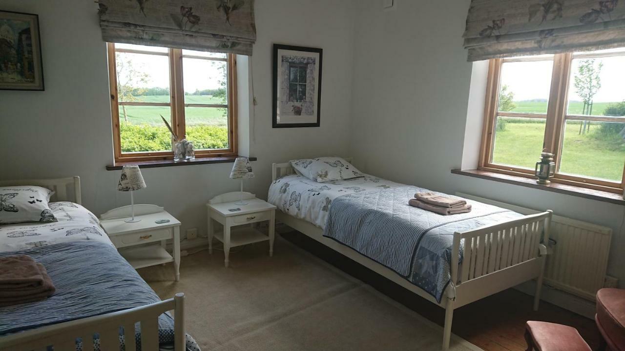 Garden Mellan Slotten Svarte 外观 照片