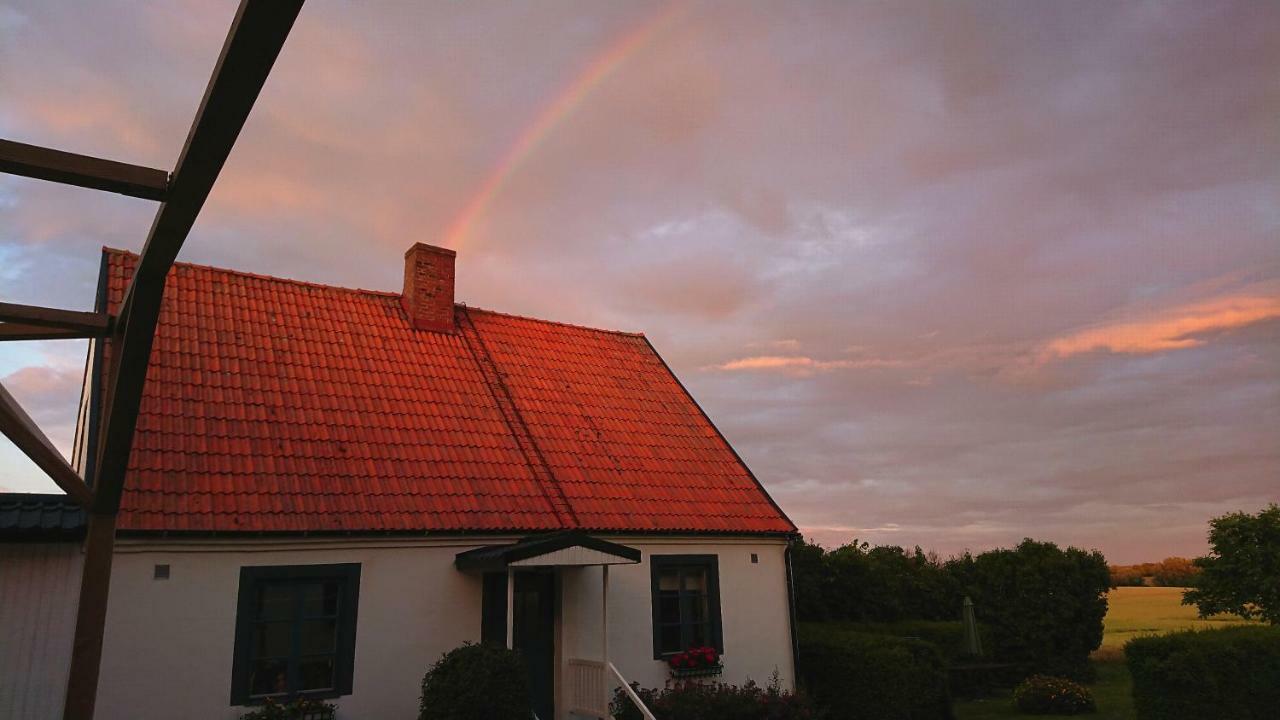 Garden Mellan Slotten Svarte 外观 照片